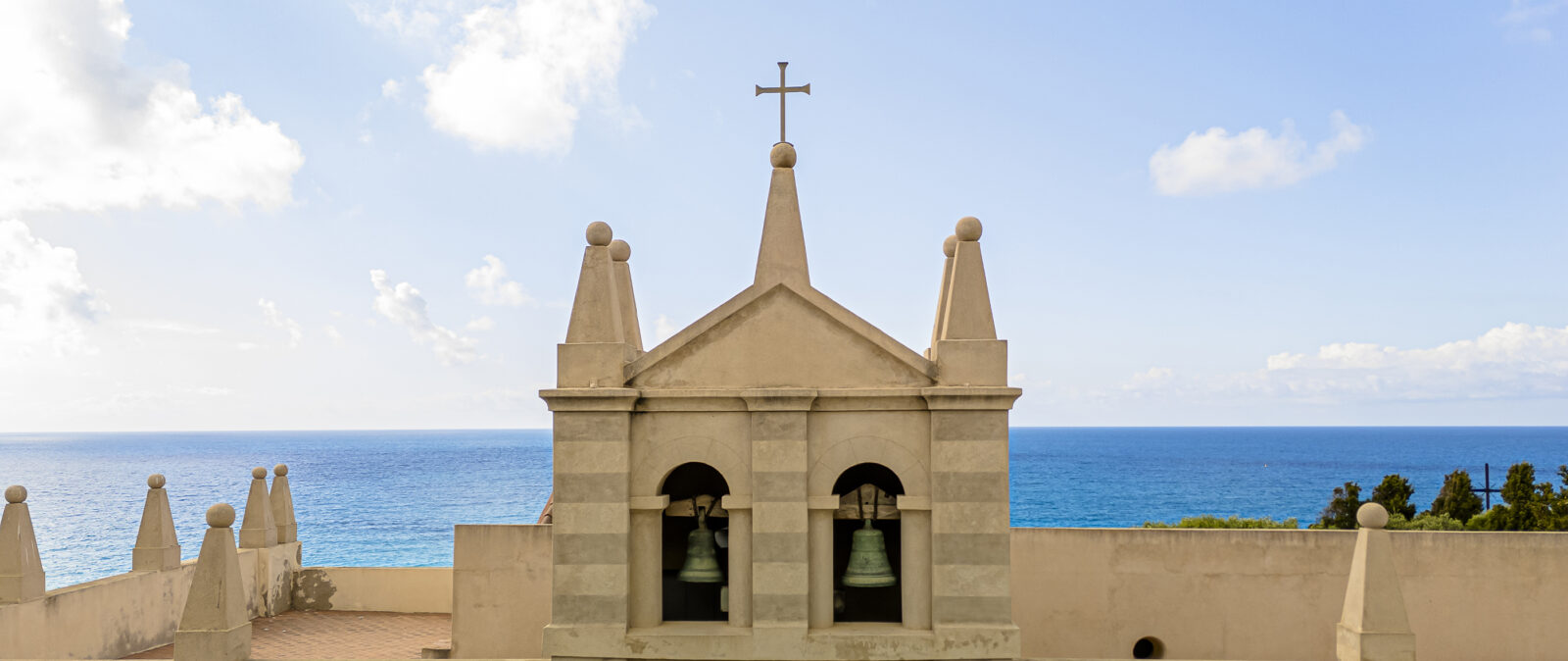 #slidecaption3